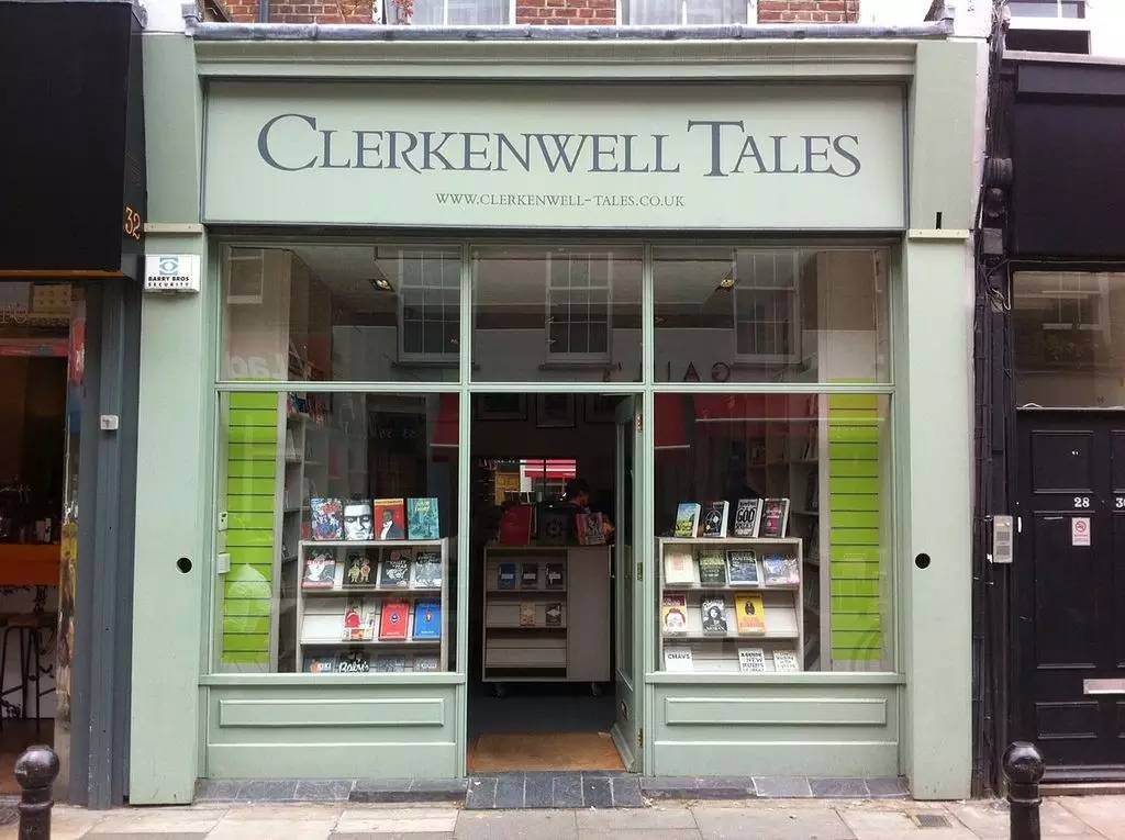 范冰冰龙袍博物馆,范冰冰龙袍被哪个国家收藏了