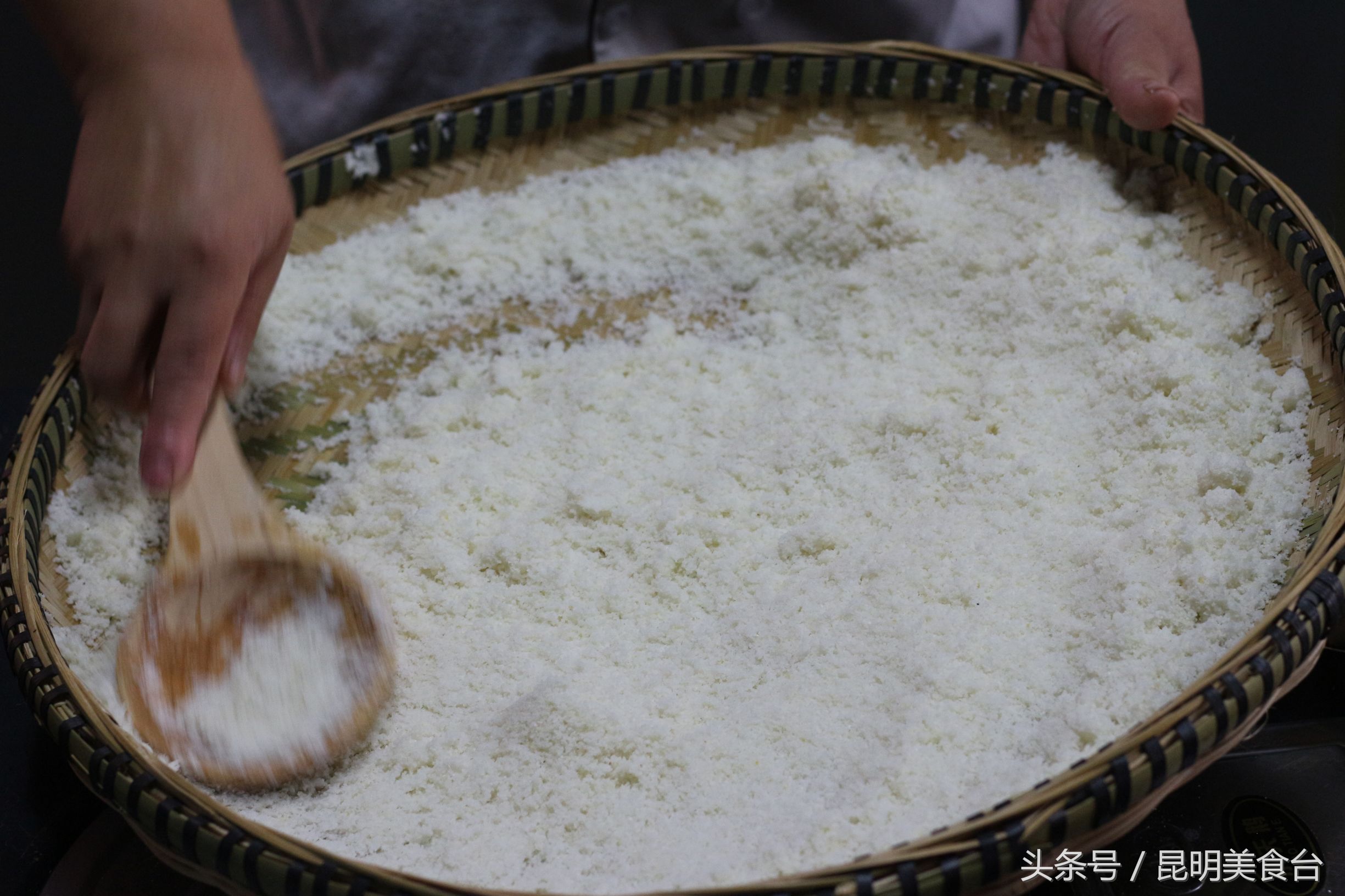 昆明昭通包谷饭,昭通大碗包谷饭