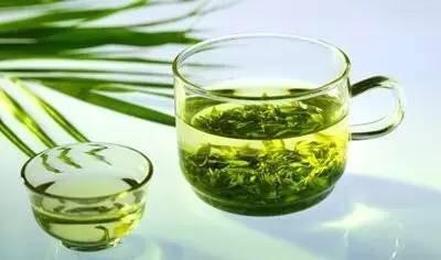 每天喝茶一个月能减多少斤 (3天只喝茶可以瘦多少斤)
