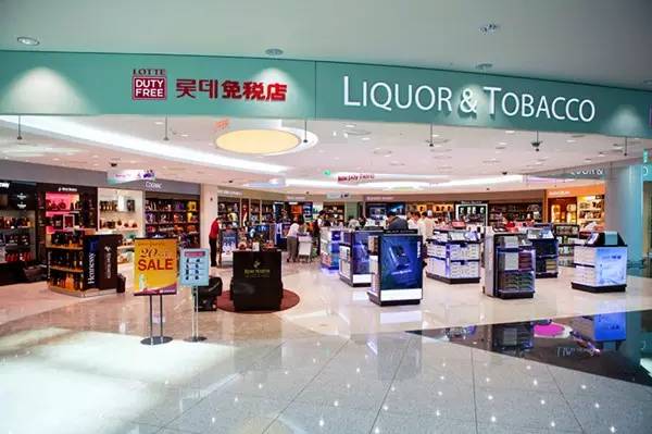 你和YSL星辰的差距，不只是差一个男朋友！｜机场免税店指南