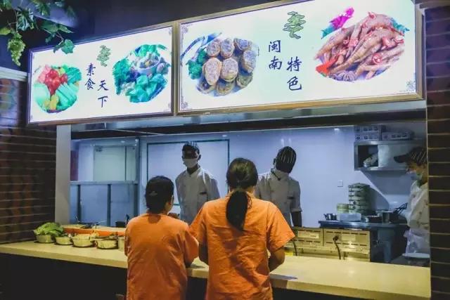 泉州泡温泉看电影自助餐厅一体,泉州水疗自助餐