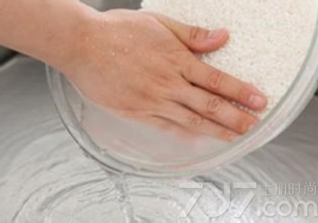 怎么让头发长得又快又好看,怎样让自己的头发长得超快小妙招