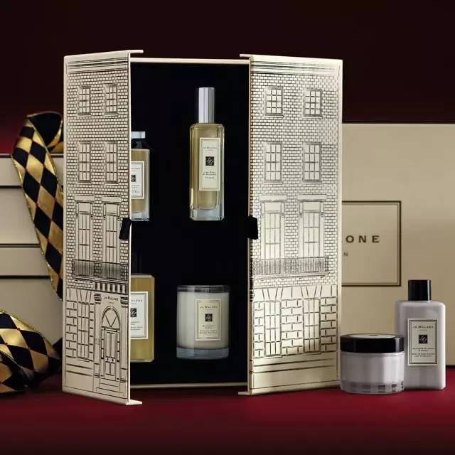 盼了一年的圣诞,dior彩妆圣诞限量版