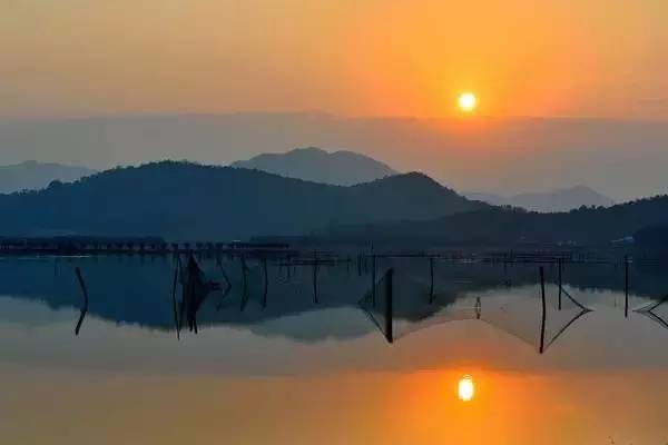 中国自驾游第一条网红公路是哪个,一条途经六条网红公路的自驾之旅