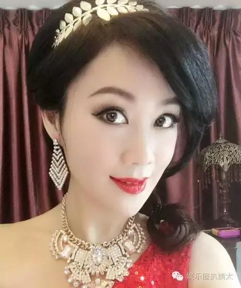 陈法蓉当面训斥梁小冰？老牌港姐撕逼居然只是为了一件外套！