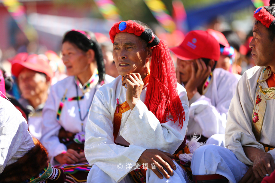 这个民族的祖先因战败被迫流离失所，却创造出世界上独一无二奇迹