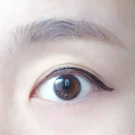 眼线的画法步骤图新手怎么画眼线,不会画眼线怎么做眼线好看