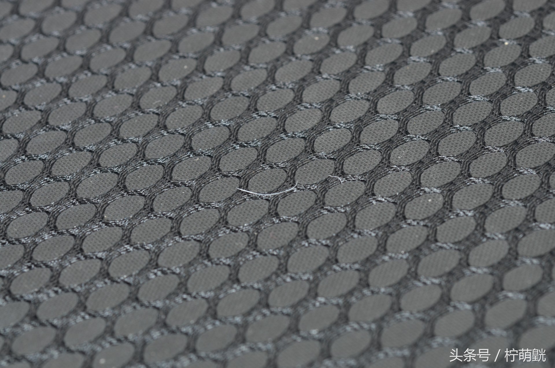 鼠标垫厚度6mm和2mm,鼠标垫尺寸如何选择