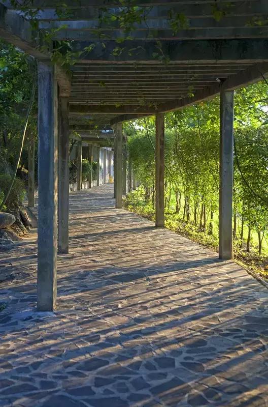 清远英德奇洞温泉度假村,清远市英德奇洞温泉