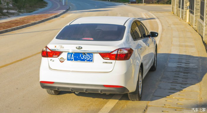 起亚k32015款1.6l自动gls,2013款起亚k3开动16万公里能买吗