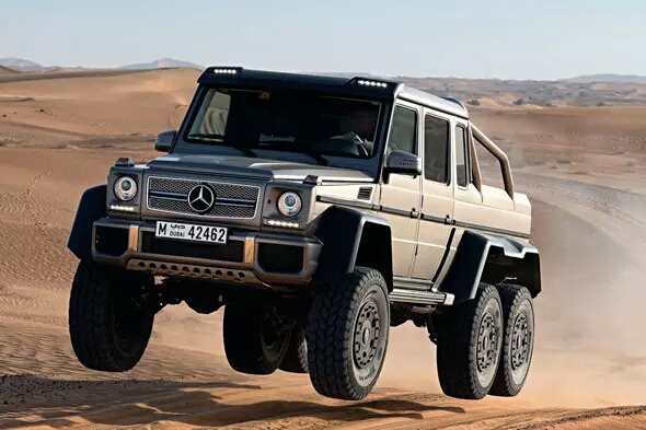 越野性能最强的坦克汽车,坦克硬派纯越野车