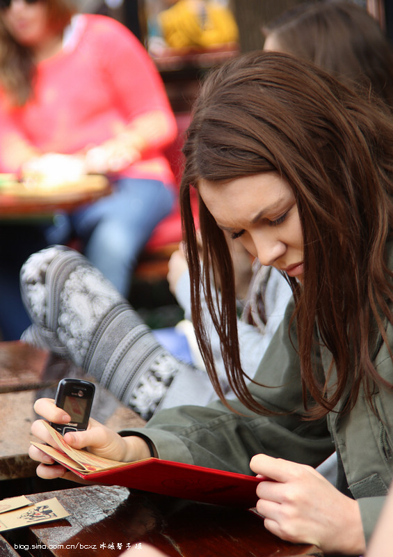 上海田子坊有什么有特色的店,田子坊在上海什么位置