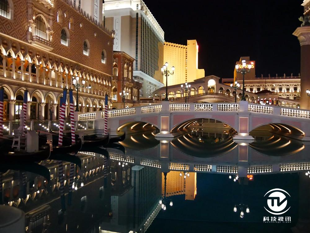 专业便携无反相机松下LUMIXG85评测