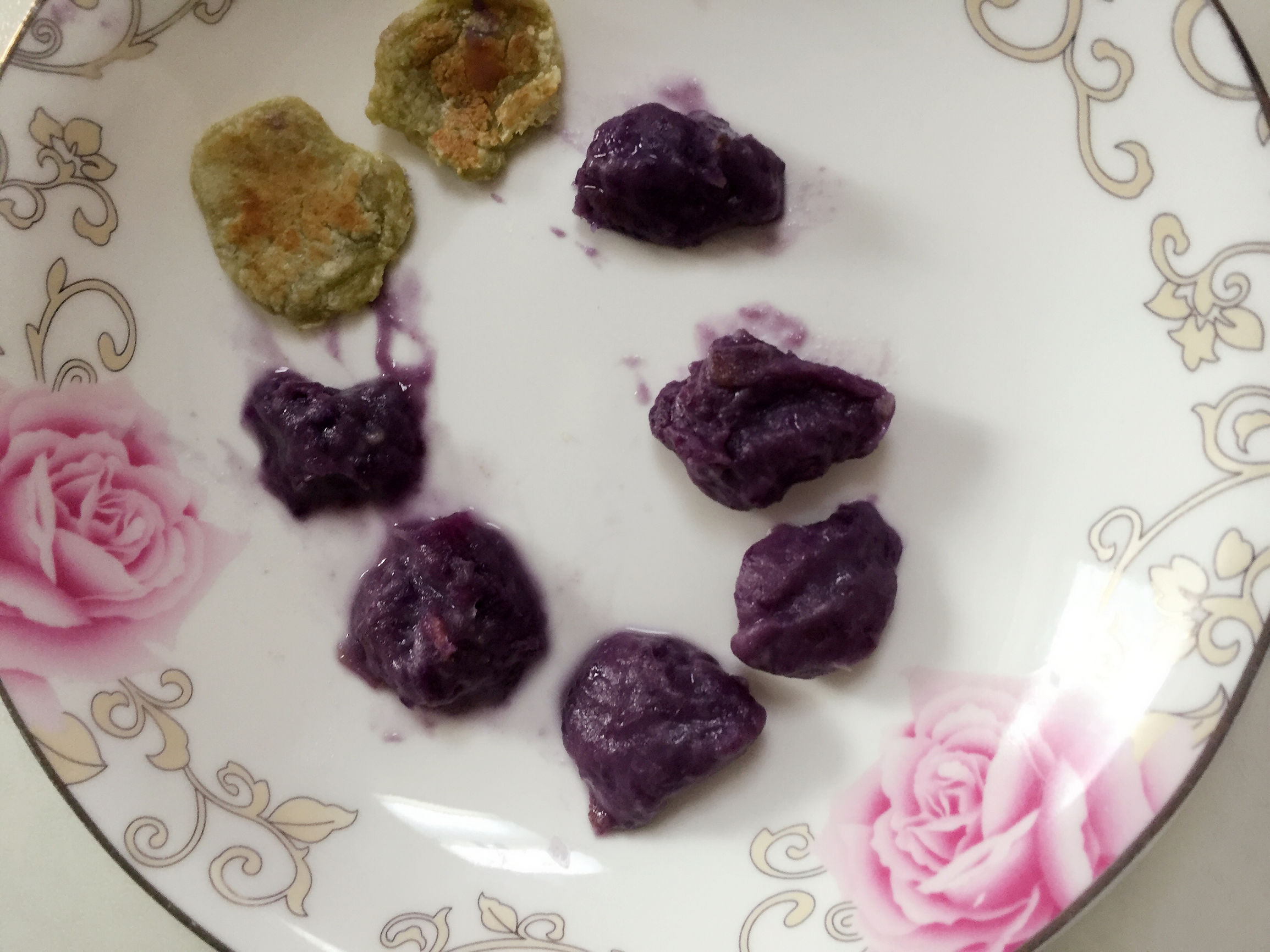 宝宝不爱吃米粉奶粉怎么办,婴儿吃了米粉不好好喝奶了怎么办