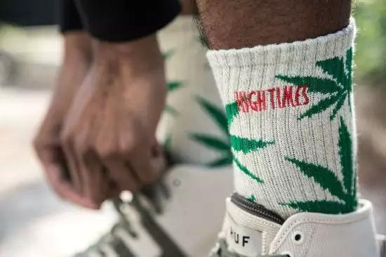 枫叶袜穿着不舒服,穿着枫叶袜