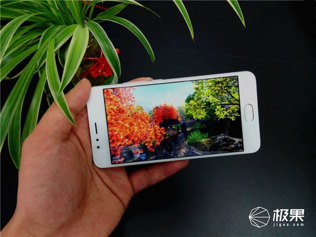 魅蓝5s如何快速充电,魅蓝5s快充怎么样