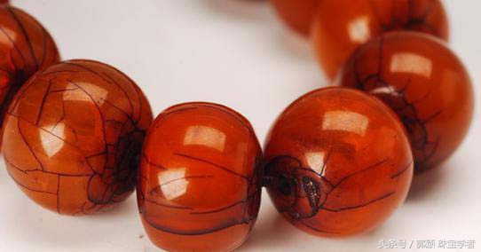 琥珀造假视频教程,各种琥珀仿制品的鉴别方法