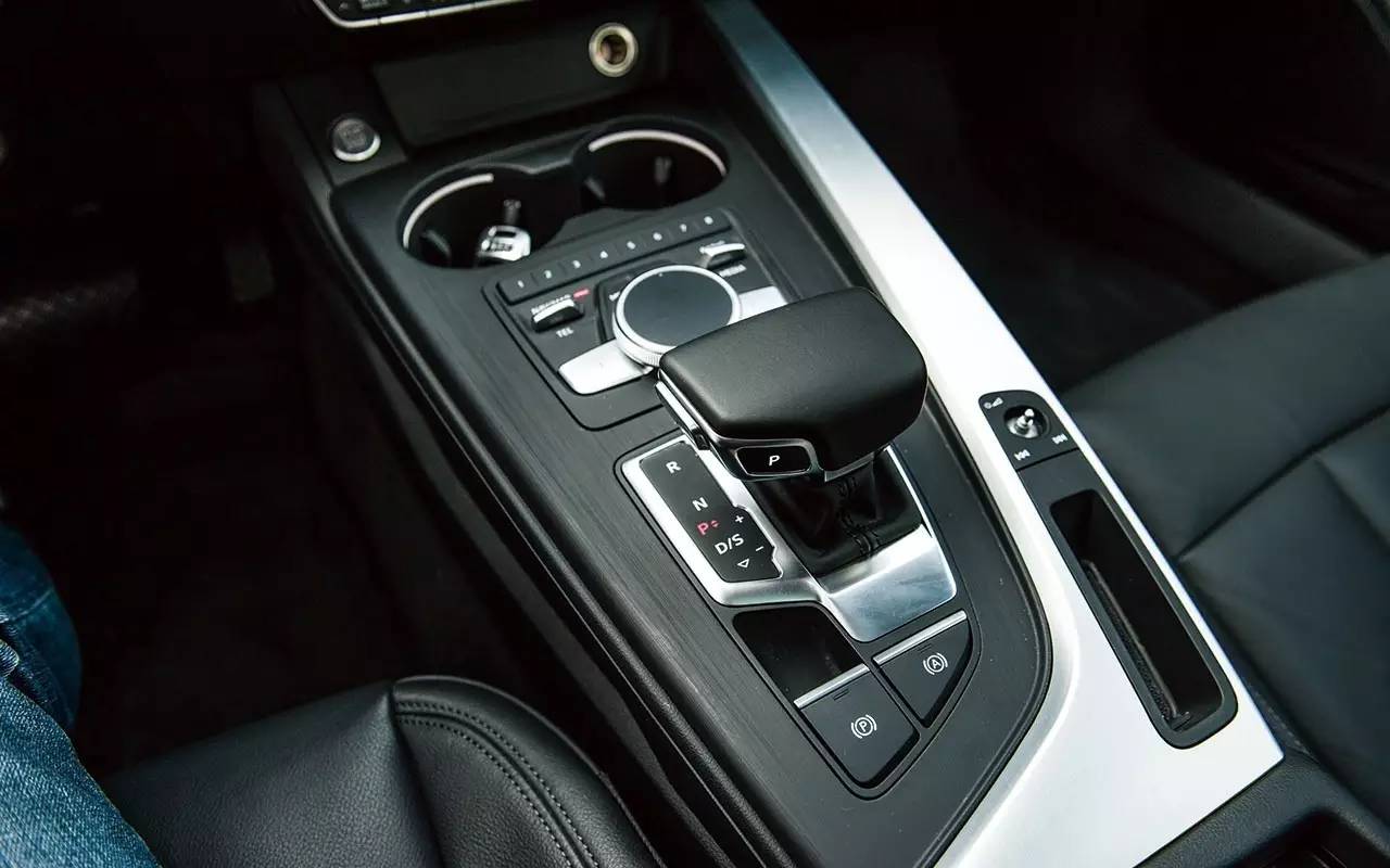 2018款奥迪a4l试驾视频胖哥,21款奥迪a4l豪华动感深度试驾