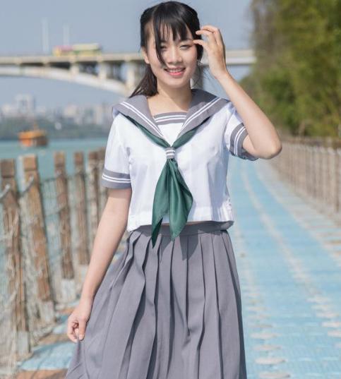 衣服领口有哪几种型的,怎么选适合自己的领口衣服