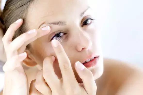 售卖隐形眼镜合法合规吗,隐形眼镜的法律法规知识