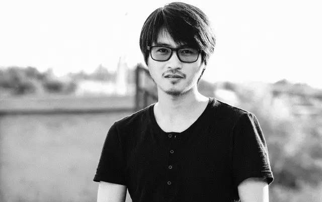 少年热血读韩寒，听懂宗盛已中年｜侯哥聊车