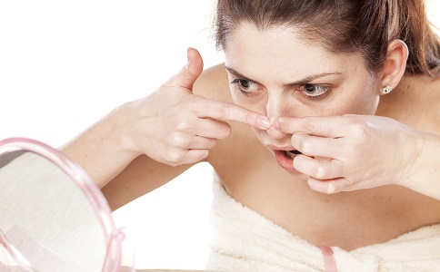 长了痘痘怎么办呀,长了痘痘怎么办学生党