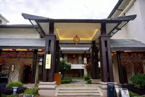 滇池度假区华邑酒店,昆明南亚之门华邑酒店