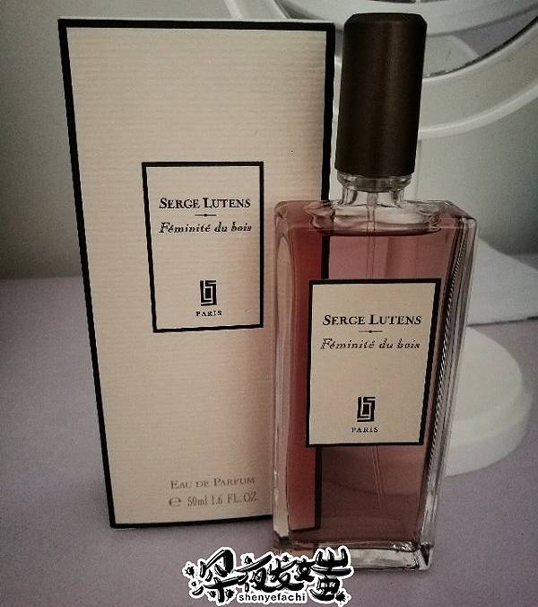 为什么买的香水味道一样的,为什么别人买的香水那么好闻