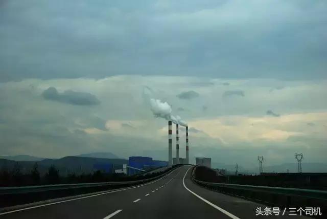 这事儿搞不清，你就真的是用绳命在开车