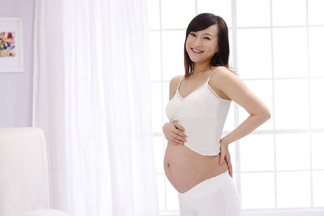 7天婴儿黄疸偏高需要怎么注意,母乳性黄疸妈妈饮食需要注意什么