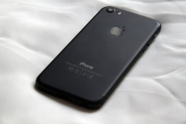 iphone8不升级,苹果s8是直面屏还是曲面屏