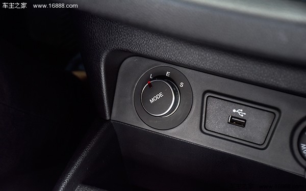 江淮iev6e充电演示,江淮iev6e快充很慢