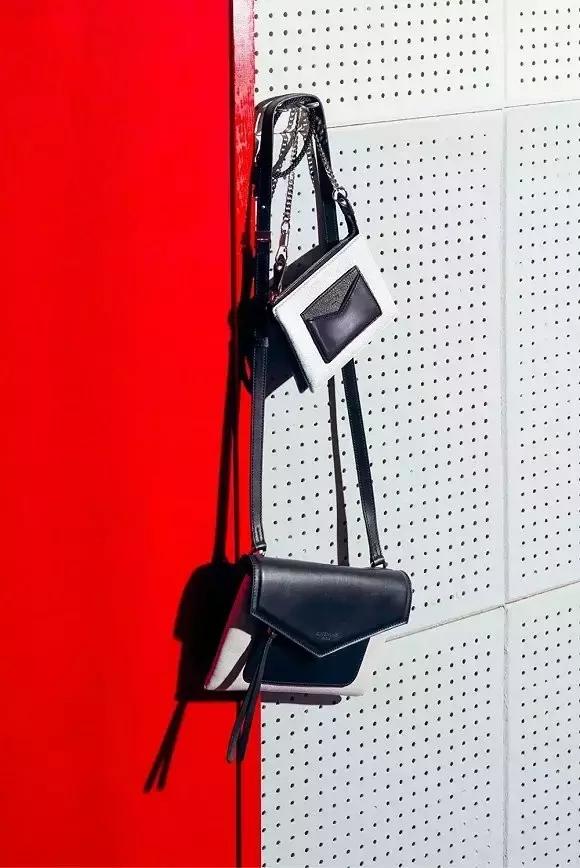 katemoss代言的女装,katemoss只穿面纱