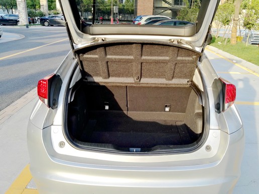 2011款本田思域和09款思域一样吗,本田思域两厢的优缺点