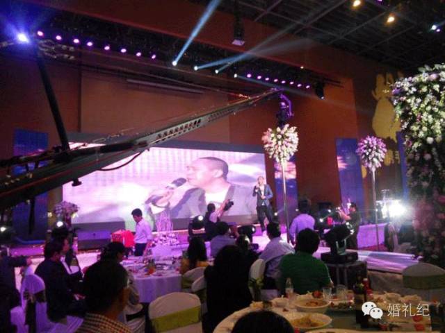 婚礼到底要开心还是省钱,没钱办婚礼婚礼很重要吗