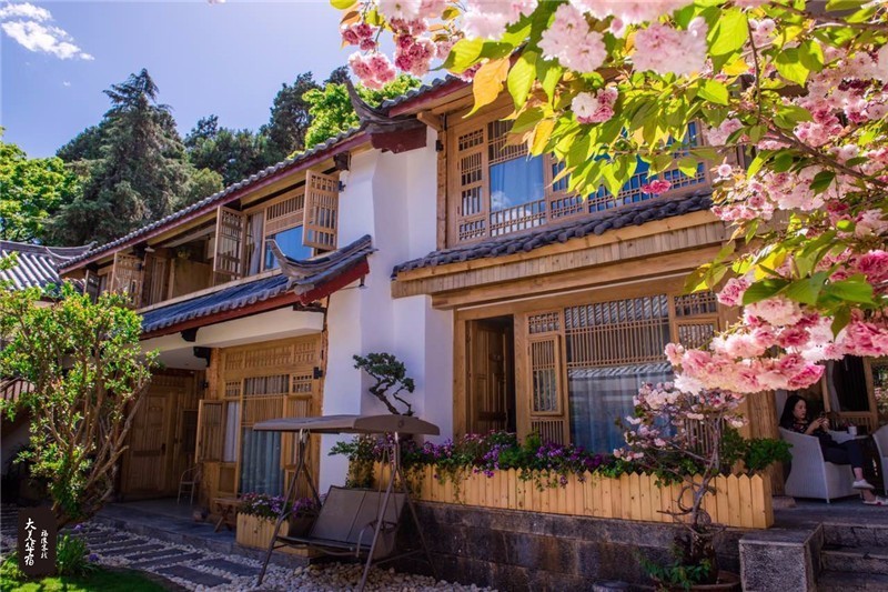 她在丽江开了十年客栈，只为告诉我们旅行的意义！