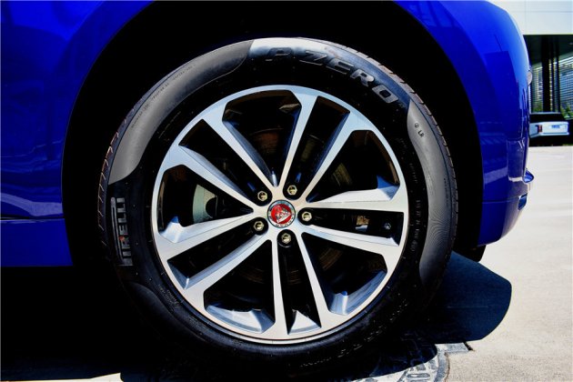 捷豹f-pace改装捷豹f-pace,捷豹f-pace2024款落地价对比捷豹xfl