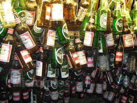 你知道酒干倘卖无背后的故事,全部粤语歌曲酒干倘卖无