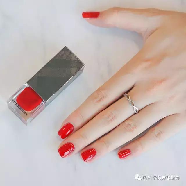 夏日冰透色指甲油,夏季指甲油又显白又霸气的颜色