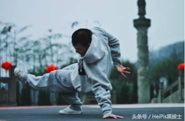 周龙自律,周龙跟谁是情侣