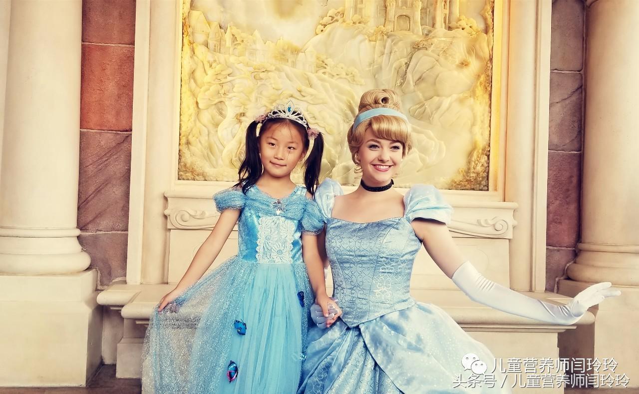 迪士尼实现小朋友们的公主梦,迪士尼是每个女孩的公主梦