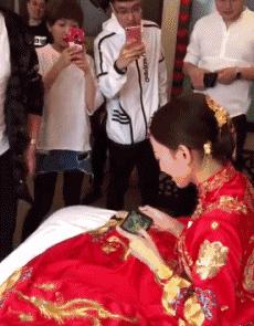 八哥洗澡搞笑幽默段子,关于八哥的笑话