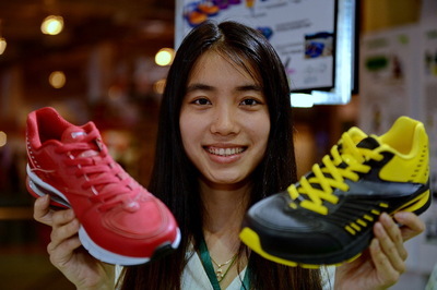 大学生创业卖鞋一年亏二十万,误入鞋途十八载