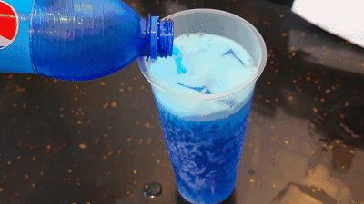 巴厘岛蓝色可乐,巴厘岛蓝色可乐怎么没了