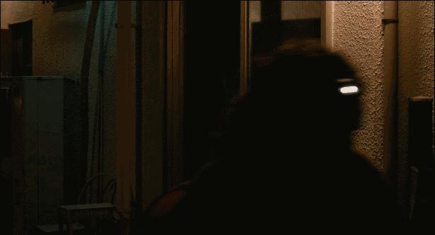 生活强奸了我们，有人选择直面反抗，也有人学会享受，各有各的活法，各有各的人生。