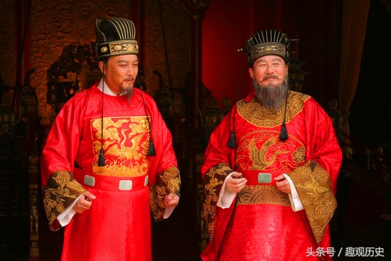 明朝大臣为什么那么猛,明朝大臣为什么这么忠心