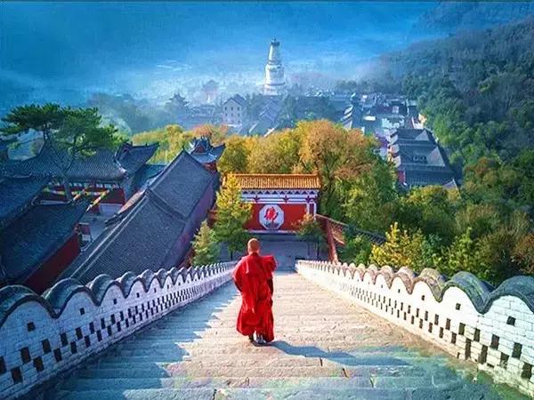 第一次去五台山最应该去哪个寺院,五台山自驾游攻略五台山地图