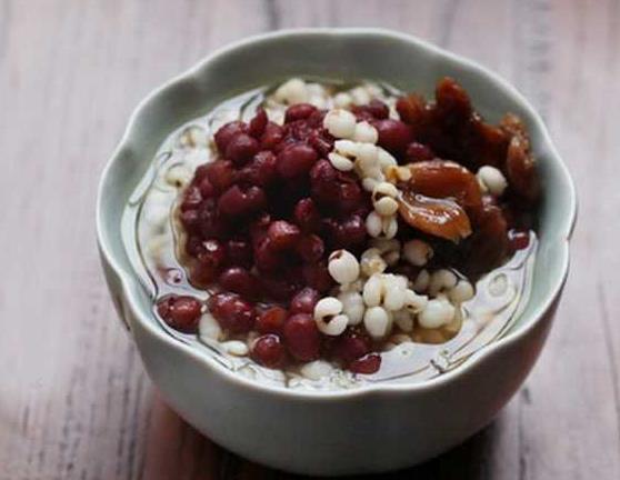 每天早起空腹吃姜坚持一年,每天早起一杯姜水的好处