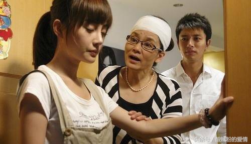 半路夫妻规矩多呀，婆婆给我这个二婚媳妇制定了8条婚规，比如每周洗一次澡等，只能说婆婆耽误了他儿子