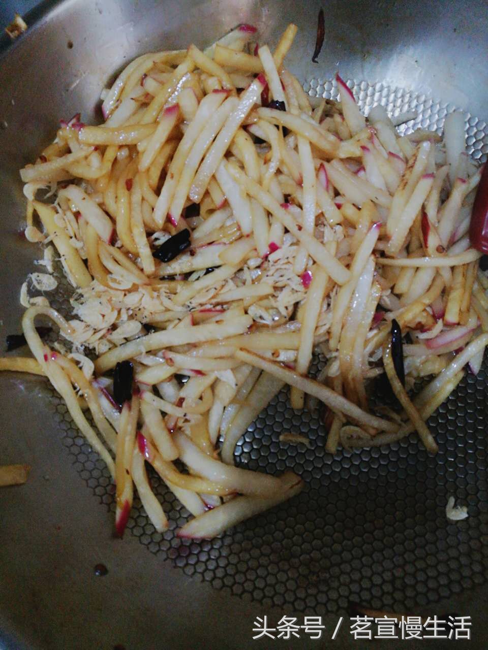 大红萝卜条怎样炒好吃,炒大红萝卜条